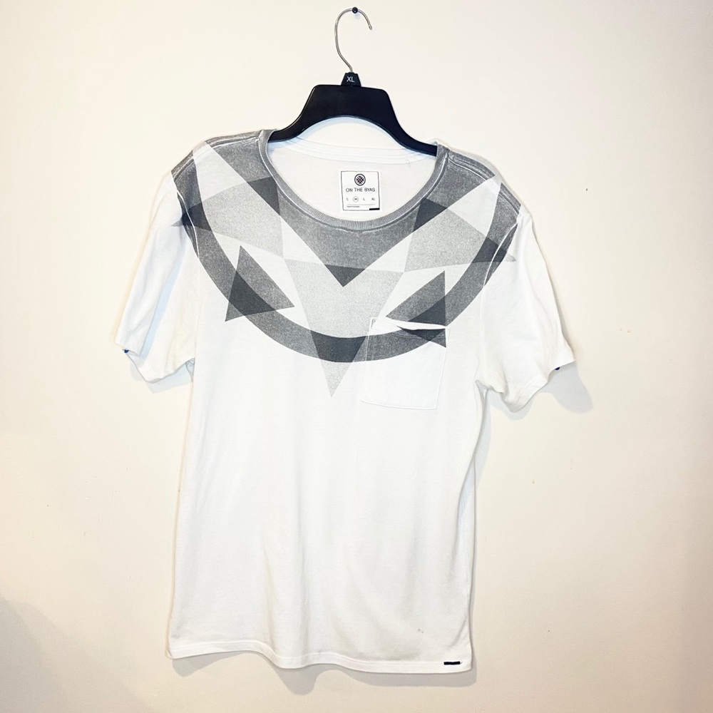 On the Byas White Black T-Shirt with Pocket M